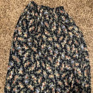 Vintage floral ankle length skirt with buttons